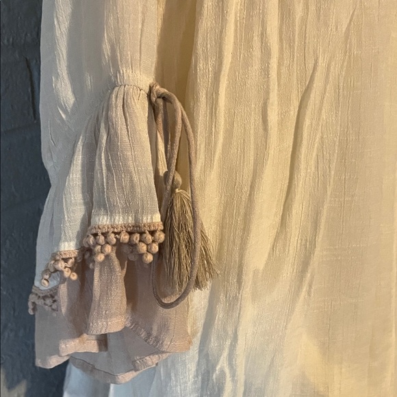 Umgee Cream and Tan Dress size medium - Picture 4 of 7